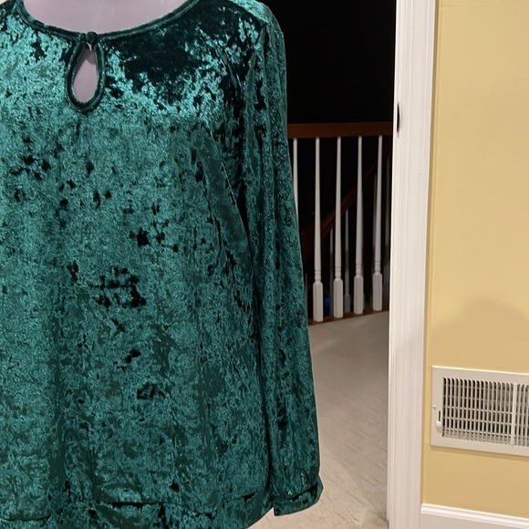 Ladies long sleeve top - Picture 3 of 7